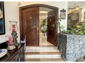 Mansión a la venta en Loma Alegre