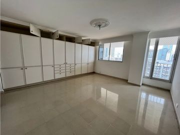 VENTA DE APARTAMENTO EN PUNTA PAITILLA  PH ALAMAR COD. 4328