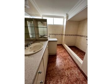 VENTA DE APARTAMENTO EN PUNTA PAITILLA  PH ALAMAR COD. 4328