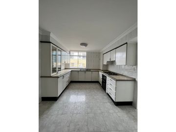 VENTA DE APARTAMENTO EN PUNTA PAITILLA  PH ALAMAR COD. 4328