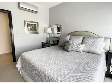 Apartamento en venta en la Avenida Balboa