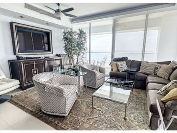 Apartamento en venta en la Avenida Balboa