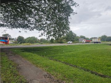 Se vende finca comercial en Penonomé de 1.4 has.