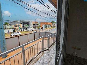Propiedad Comercial en Venta. Av. Cettour, San José . 298 m2 Cubiertos .Local + Departamento . Inversión Segura