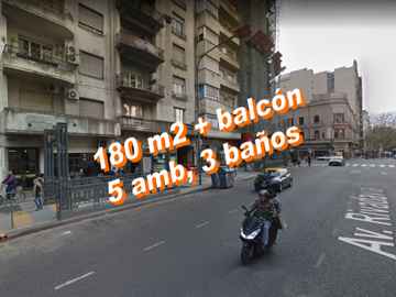 *NUEVO PRECIO* Piso en Venta en Balvanera 4 dormitorios 3 baños 180 m2, balcón al frente – Rivadavia 1800