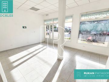 #AlquilerRUKAN | Local Comercial | Calle PADRE JORDAN | CaletaOlivia.-