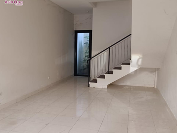 Disewa Ruko 3 Lantai Rapi Siap Pakai Lokasi Paling Strategis di Raffles Hills Cibubur
