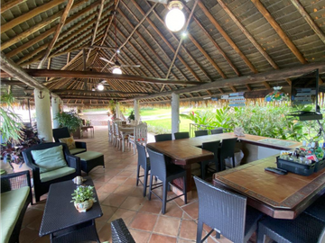 Casa en venta Playa en Sea Cliff-Santa Clara (MFV)
