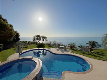 Casa en venta Playa en Sea Cliff-Santa Clara (MFV)