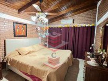 EN VENTA CASA EN SIQUIMAN A 200MTS DE RUTA 38 CON VISTA A LAS SIERRAS REF. 2067