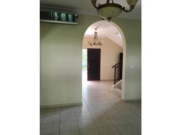 Casa en alquiler Ph Residencial Camino de Cruces Clayton -