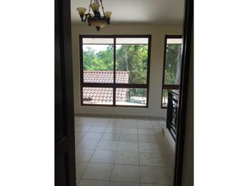 Casa en alquiler Ph Residencial Camino de Cruces Clayton -