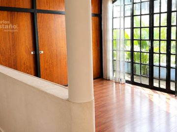 Casa 5 Amb  en  1 Planta Ideal para Mejorar Cerca de Av. Mit