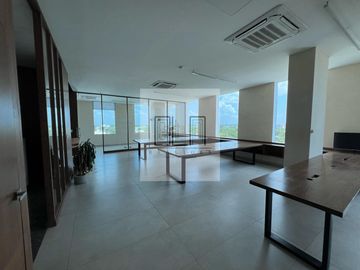 Oficina en Renta Summa Center, Residencial Cumbres, Cancún