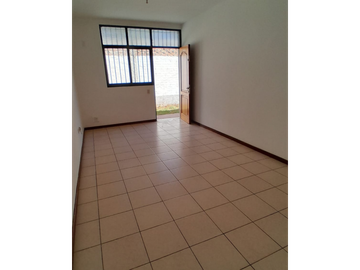 Departamento en Venta Amplio y Luminoso en Maipú con Cochera Doble
