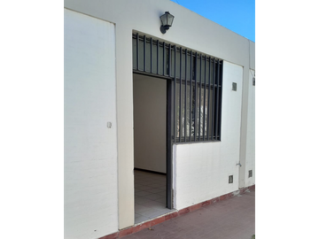Departamento en Venta Amplio y Luminoso en Maipú con Cochera Doble