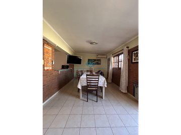 VENTA – CASA 3 DORMITORIOS CON PILETA – JESÚS MARA