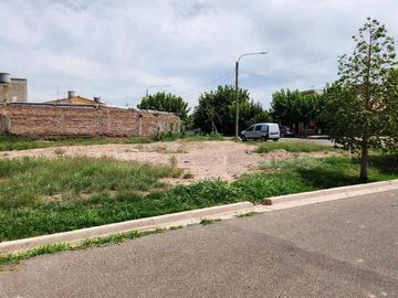 Venta Lote Esquina Apto PH Gutiérrez Maipú