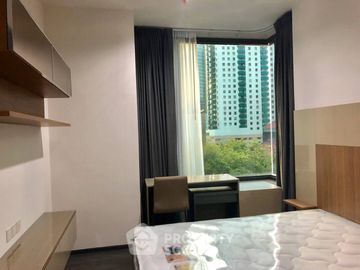 1-BR Condo at The Edge Sukhumvit 23 near MRT Sukhumvit