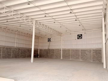 BODEGAS COMERCIALES EN RENTA EN CIUDAD LA ENCANTADA, GOMEZ PALACIO DGO.