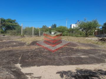 EN VENTA TERRENO EN SIQUIMAN Bº MOJARRAS A 200 Ms DEL RIO MALLIN CON  VISTA A LAS SIERRAS REF: 877