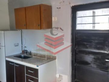 EN VENTA 2 CASAS MAS DEPARTAMENTO CON PILETA EN TANTI A DOS CUADRAS DE RUTA 28 REF: 1872