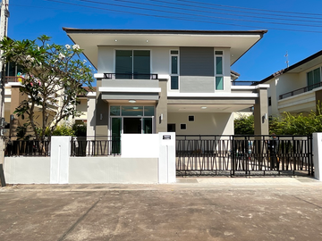 Urgent sale single house Thanwa Town Project Udon Thani-Ban Lueam Mueang Udon Thani, newly renovated, 2-story detached house, convenient transportatio