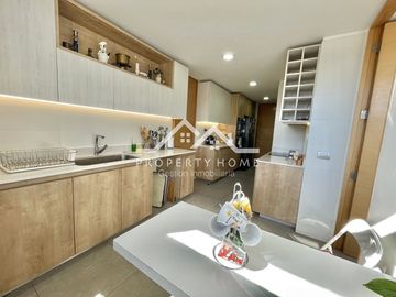 DEPTO IMPECABLE Y LUMINOSO 3D LO BARNECHEA