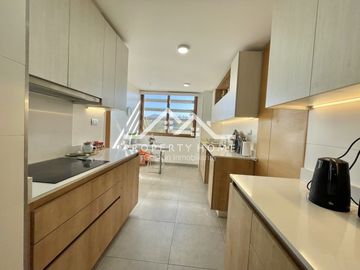 DEPTO IMPECABLE Y LUMINOSO 3D LO BARNECHEA