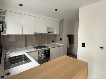 Venta departamento semipiso 2 ambientes a la calle a estrenar, La Perla
