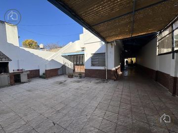 Casa de 3 dormitorios en venta, Alberdi