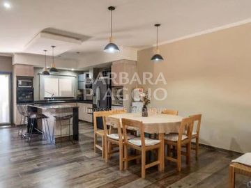 CASA EN PRADERAS 3 - Calle Brasilia