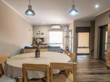 CASA EN PRADERAS 3 - Calle Brasilia