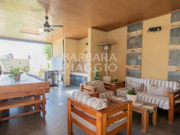 CASA EN PRADERAS 3 - Calle Brasilia