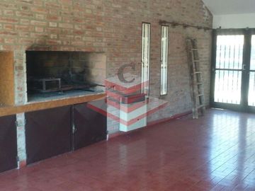 EN VENTA CASA EN SIQUIMAN CON ACCESO AL LAGO Y VISTA LAS SIERRAS REF: 820