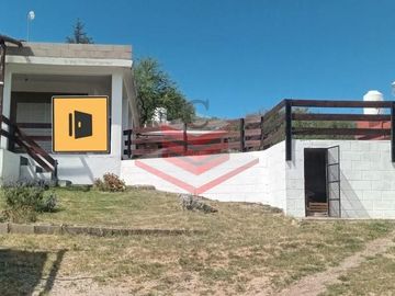 VENTA CASA PH CON VISTA A LAS SIERRAS MIRADOR DEL LAGO REFO2124
