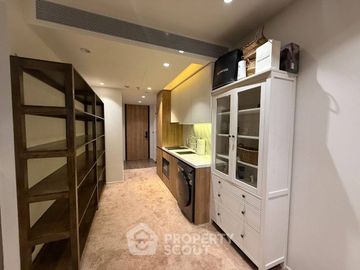 1-BR Condo at Muniq Sukhumvit 23 near MRT Sukhumvit