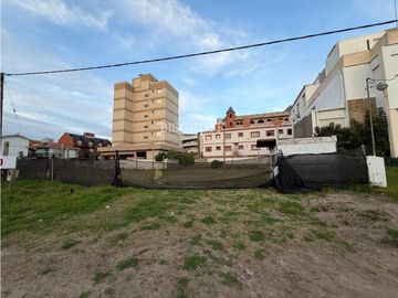 TERRENO MULTIFAMILIAR, ZONA CENTRO, A MTRS DEL MAR