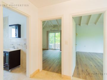 Venta Casa 5 ambientes en dos plantas, con pileta y quincho cerrado en La Reserva Cardales