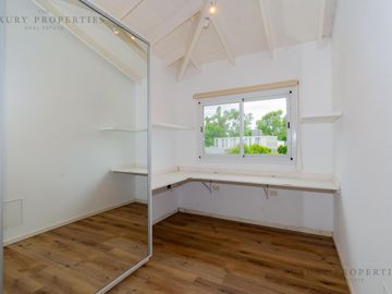 Venta Casa 5 ambientes en dos plantas, con pileta y quincho cerrado en La Reserva Cardales