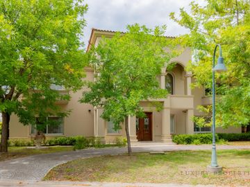 Venta Casa 5 ambientes en dos plantas, con pileta y quincho cerrado en La Reserva Cardales