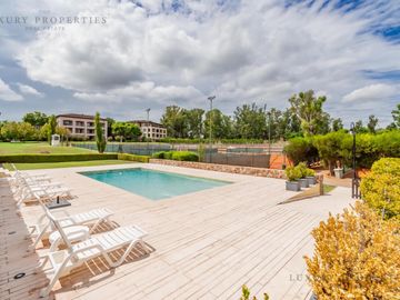 Venta Casa 5 ambientes en dos plantas, con pileta y quincho cerrado en La Reserva Cardales