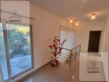 VENTA, CASA A LAGUNA, POSADA DE LOS LAGOS al 100
