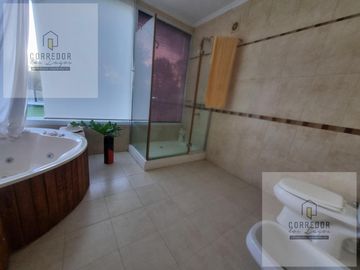 VENTA, CASA A LAGUNA, POSADA DE LOS LAGOS al 100