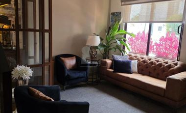 Casa en venta con roof garden y en privada con Alberca en Juriquilla a precio de oportunidad!