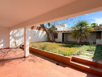 Casa en venta 4 dormitorios Barrio Tres Cerritos Salta Capital