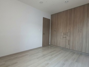 Venta casa en Metropolis en El Refugio