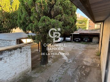 Casa con locales comerciales en Santo Tomé sobre 7 de Marzo