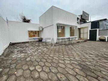 Arriendo de local comercial, Vitacura.
