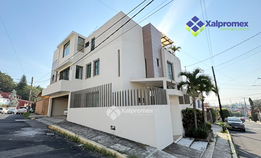 Xalapa Casa en Venta en esquina zona Indeco Ánimas